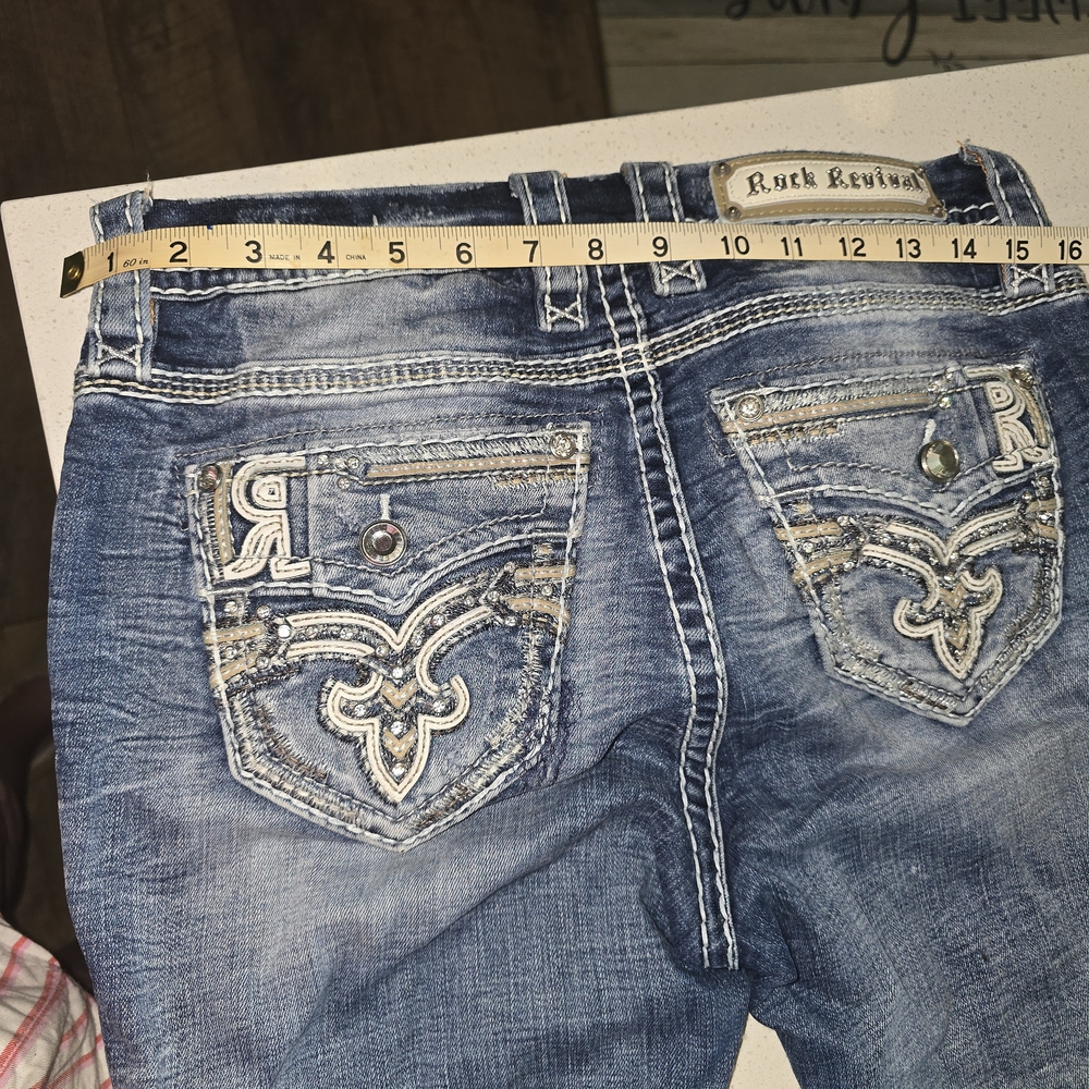 Rock Revival Women's Faded Blue Embroidered Mid-rise Skinny Jeans Size 27